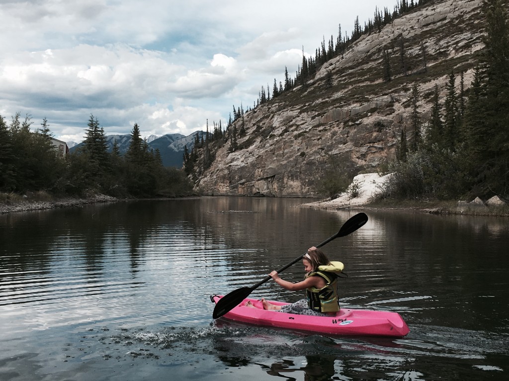 Lifetime Wave Kayak Pink